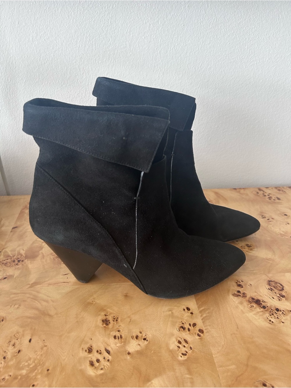 EXC! Veronica Beard Lauren Black Suede Folder Over Ankle Boots 38.5